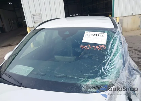 2024 Ford Escape St-Line Select z USA, uszkodzony, nr VIN 1FMCU9NZ3RUA36201